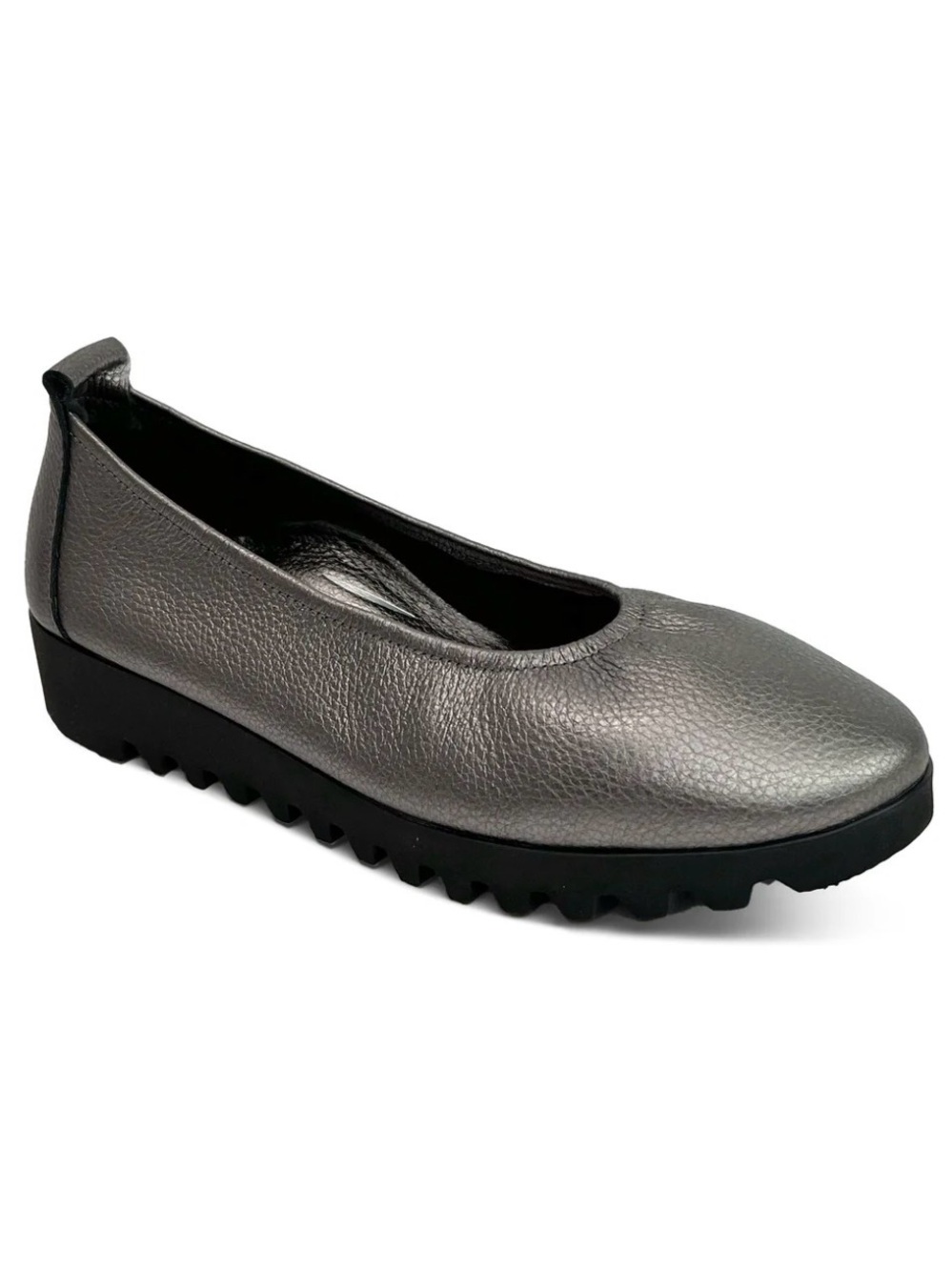 Women's Silver Leather Comfort Ballet Flat size 8,5